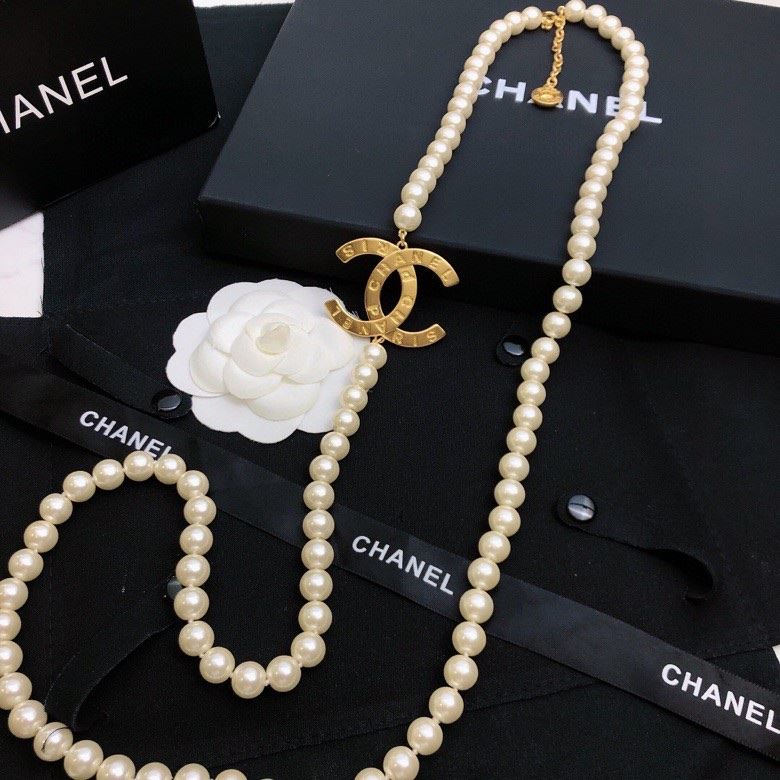 Chanel Necklaces